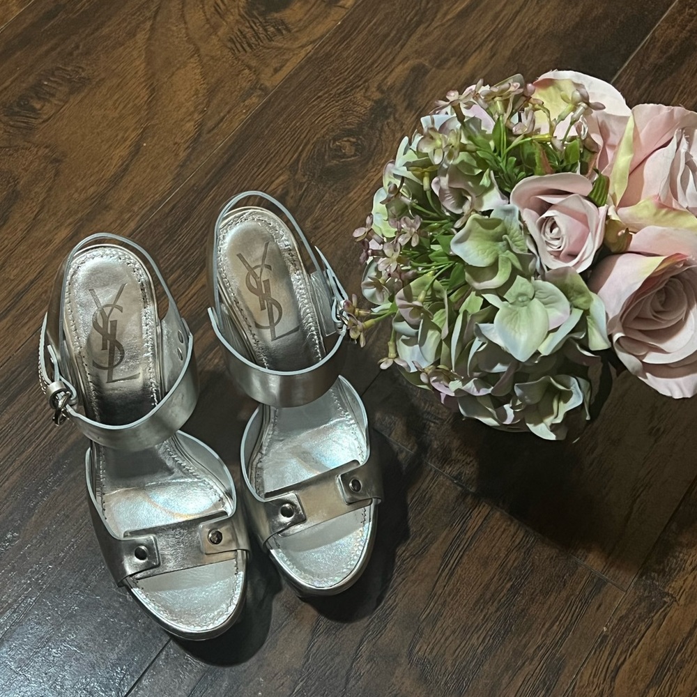 YSL  👠 - Picture 9 of 16